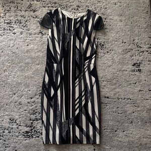 Cache Black and White Geometric Long Sleeve Dress
